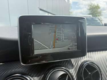 MERCEDES CLASSE GLA 200 CDI Business