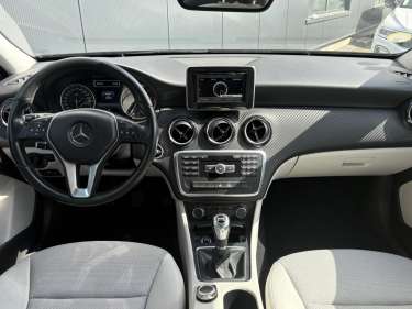MERCEDES CLASSE GLA 200 CDI Business