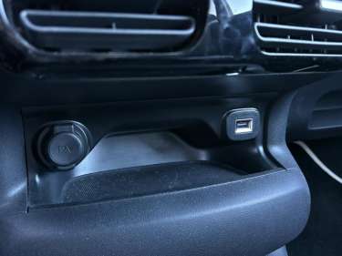 CITROEN C4 CACTUS 1.5 BlueHDI 100 Shine