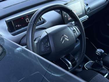 CITROEN C4 CACTUS 1.5 BlueHDI 100 Shine