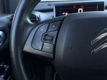 CITROEN C4 CACTUS 1.5 BlueHDI 100 Shine