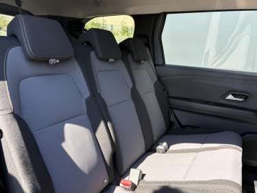 DACIA JOGGER 1.6 Hybrid 140 Extreme 7PL