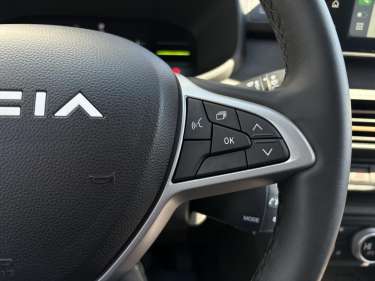 DACIA JOGGER 1.6 Hybrid 140 Extreme 7PL