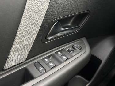 CITROEN C4 1.5 BlueHDI 130 EAT8 Shine