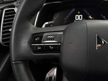 DS DS7 CROSSBACK 1.5 BlueHDI 130 EAT8 Performance Line