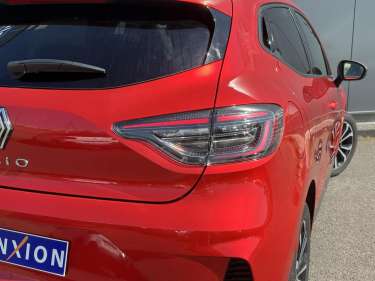 RENAULT CLIO V TCE 90 Techno