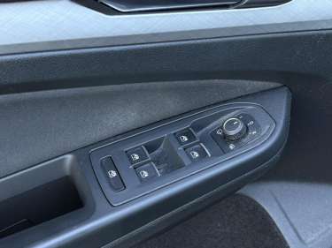 VW GOLF 8 1.5 eTSI 150 DSG Life Business