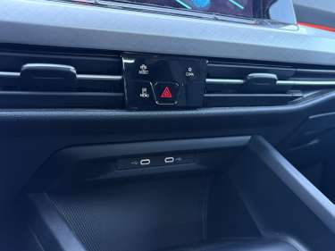 VW GOLF 8 1.5 eTSI 150 DSG Life Business