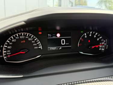 PEUGEOT 208 1.5 BlueHDI 100 Allure
