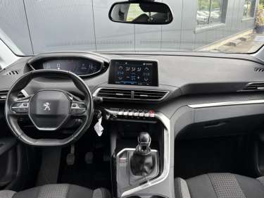PEUGEOT 3008 1.6 BlueHDI 120 Active Business