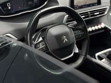 PEUGEOT 3008 1.6 BlueHDI 120 Active Business