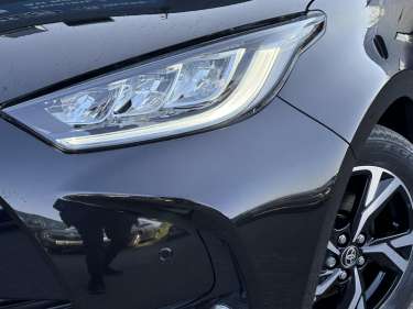 TOYOTA YARIS Hybride 116 E-CVT 116 Design