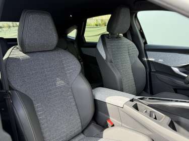 PEUGEOT 3008 NV Hybrid 136 e-DSC6 Allure