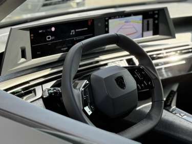 PEUGEOT 3008 NV Hybrid 136 e-DSC6 Allure