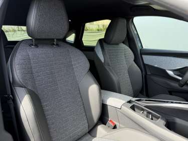 PEUGEOT 3008 NV Hybrid 136 e-DSC6 Allure