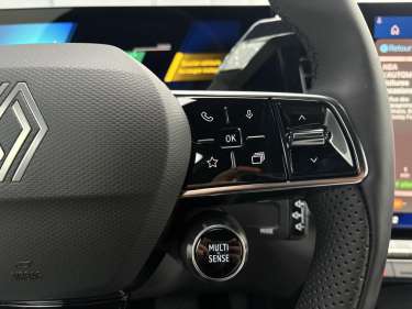 RENAULT AUSTRAL E-Tech Full Hybrid 200 Techno
