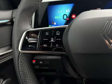 RENAULT AUSTRAL E-Tech Full Hybrid 200 Techno