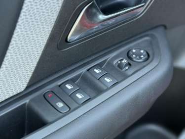 CITROEN C4 X 1.5 BlueHDI 130 EAT8 Max