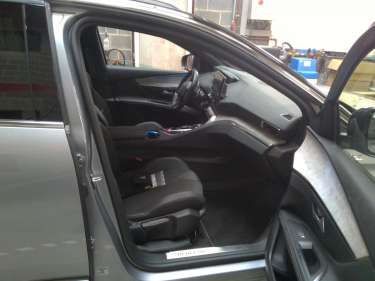 PEUGEOT 3008 1.5 BlueHDI 130 EAT8 GT