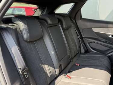 PEUGEOT 3008 1.5 BlueHDI 130 EAT8 GT