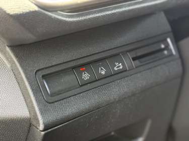 PEUGEOT 3008 1.5 BlueHDI 130 EAT8 GT