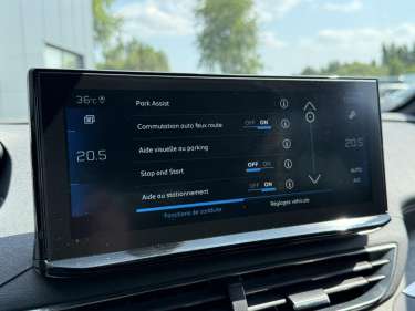 PEUGEOT 3008 1.5 BlueHDI 130 EAT8 GT