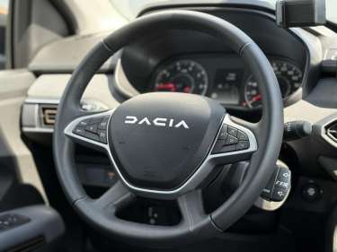 DACIA SANDERO STEPWAY TCE 110 Extrême +