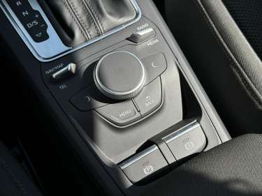 AUDI Q2 30 TDI 116 S-Tronic Design
