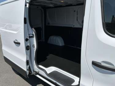 RENAULT TRAFIC L2H1 3T 2.0 BlueDCI 150 Auto9 Extra