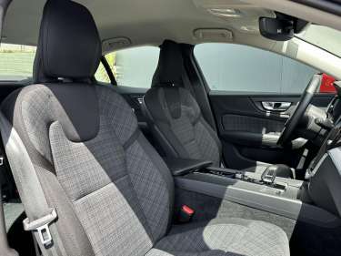 VOLVO S60 B4 197 MHEV Core +