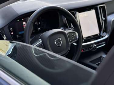 VOLVO S60 B4 197 MHEV Core +