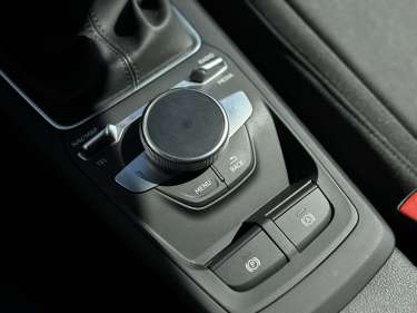 AUDI Q2 2.0 30 TDI 116 Design