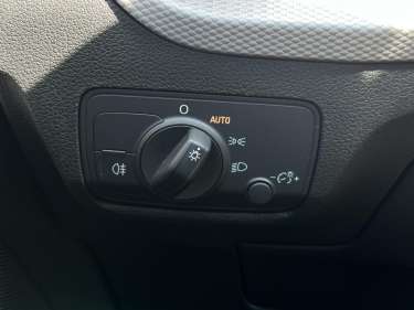 AUDI Q2 2.0 30 TDI 116 Design