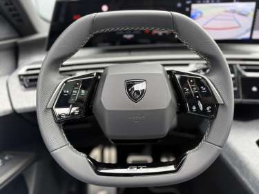 PEUGEOT 5008 NV Hybrid 145 e-DSC6 GT