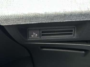 PEUGEOT 3008 NV Hybrid 145 e-DSC6 GT