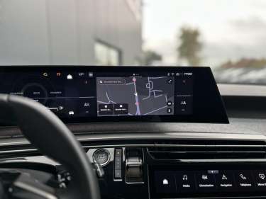 PEUGEOT 3008 NV Hybrid 145 e-DSC6 Allure