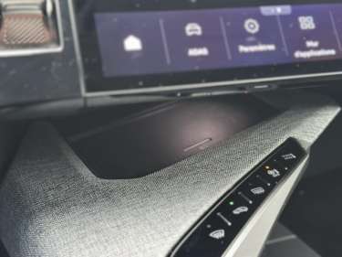 PEUGEOT 3008 NV Hybrid 145 e-DSC6 Allure