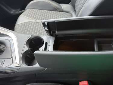 PEUGEOT 3008 1.5 BlueHDI 130 Roadtrip
