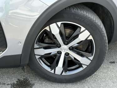 PEUGEOT 3008 1.5 BlueHDI 130 Roadtrip