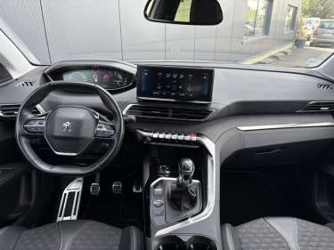 PEUGEOT 3008 1.5 BlueHDI 130 Roadtrip