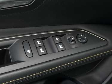 PEUGEOT 3008 1.5 BlueHDI 130 Roadtrip