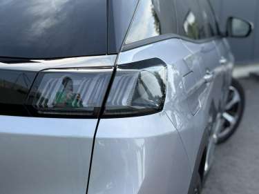 PEUGEOT 3008 1.5 BlueHDI 130 Roadtrip