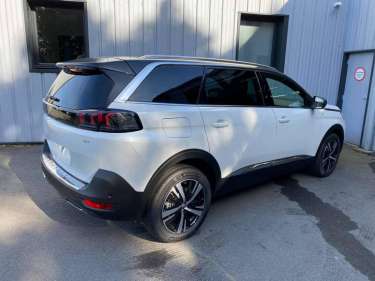 PEUGEOT 5008 1.2 PureTech 130 EAT8 GT