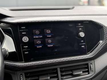 VW T-CROSS TSI 115 DSG7 R-Line