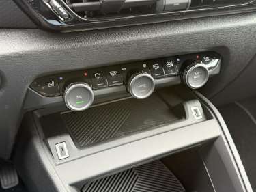 CITROEN C4 NV Hybrid 145 e-DSC6 Max