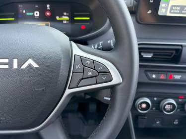 DACIA JOGGER 1.6 Hybrid 140 Extrême 5PL