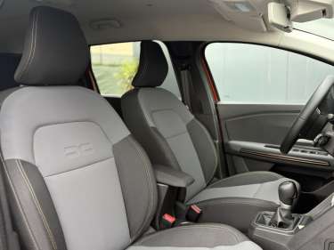 DACIA JOGGER 1.6 Hybrid 140 Extrême 5PL