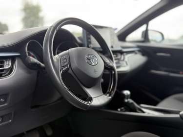 TOYOTA C-HR 2.0 Hybrid 184 e-CVT Edition