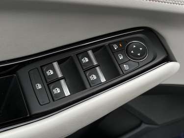 RENAULT ESPACE VI E-Tech Full Hybrid 200 Iconic 7PL
