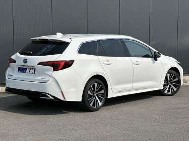TOYOTA COROLLA TOURING SPORT 1.8 Hybrid 140 Design